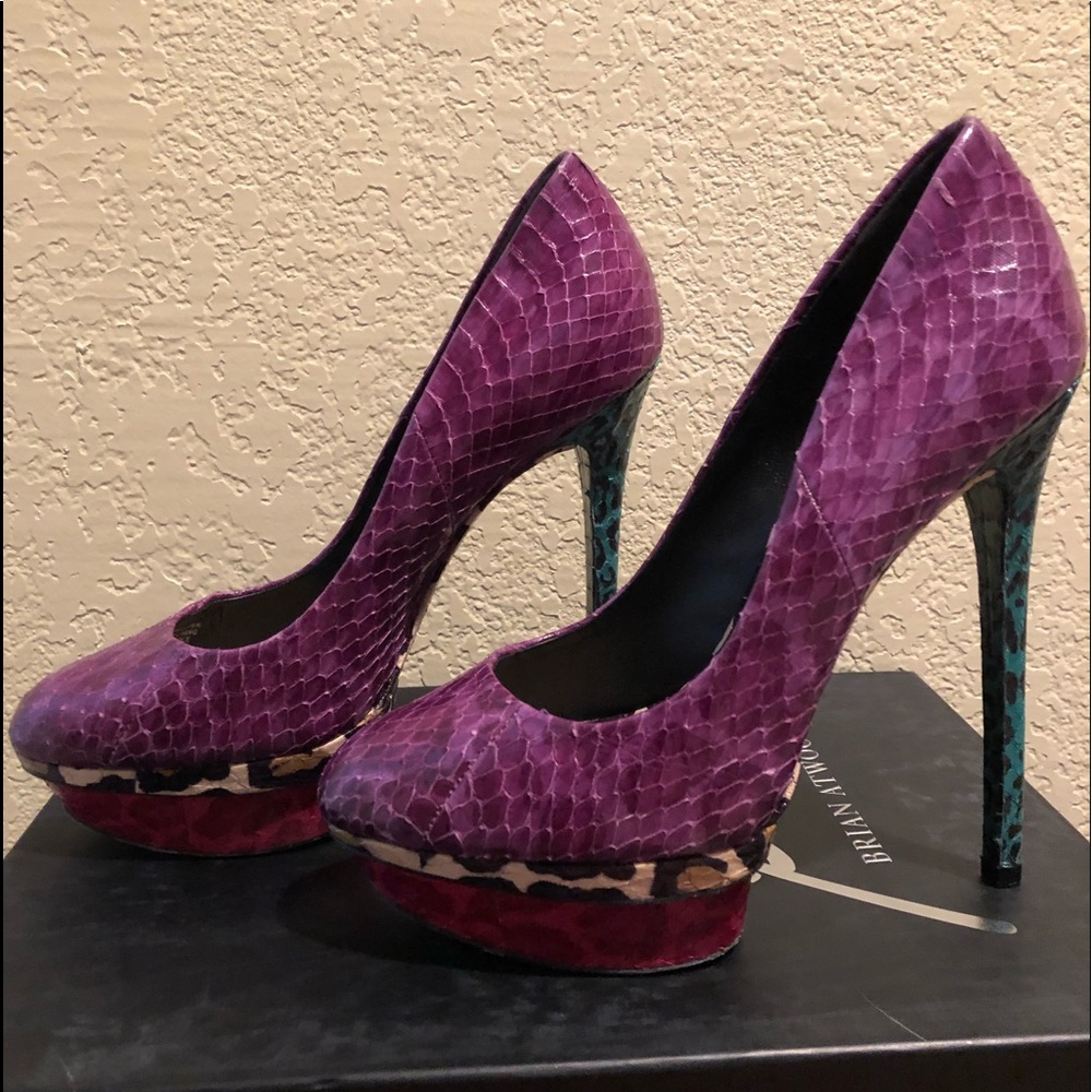 Platform pumps B by Brian Atwood